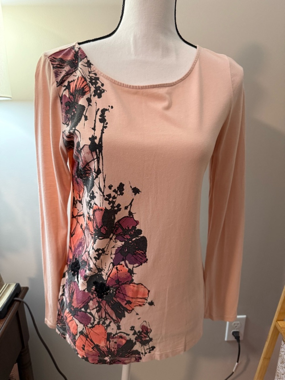 Apt 9 Long Sleeve Pink Graphic Tee
